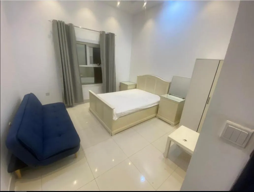Economical Rooms For Rent In Dubai 0*,